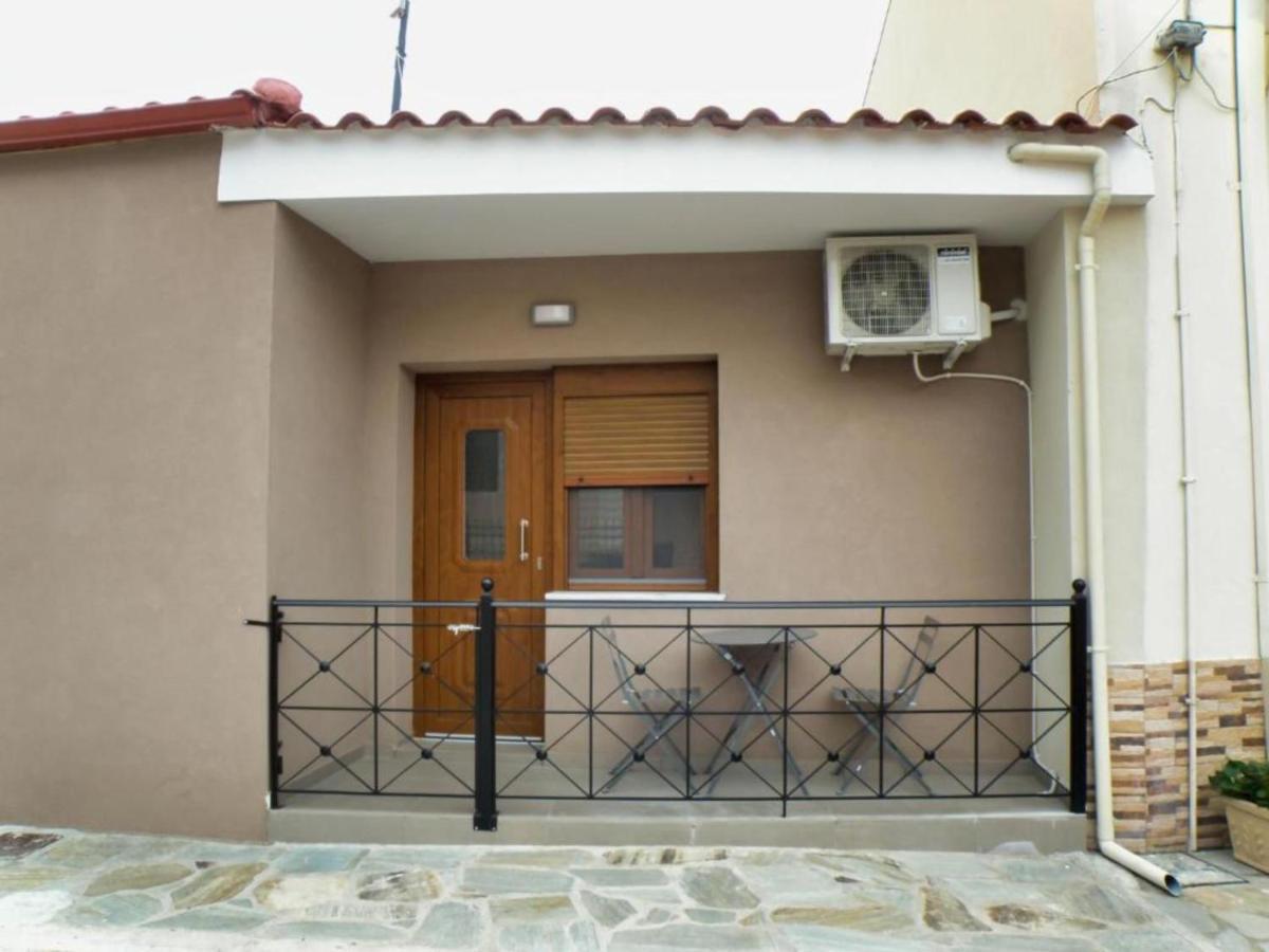 Enjoy Meteora Three Apartment กาลัมปากา ภายนอก รูปภาพ
